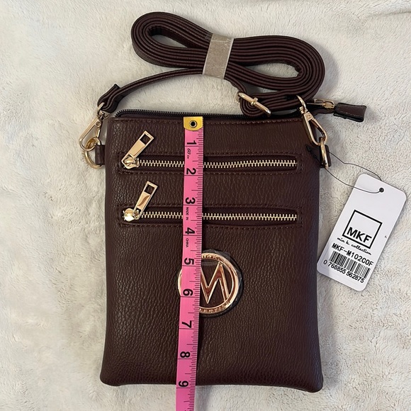 NWT - MKF - Mia K. Collection, Crossbody Purse - Picture 4 of 11